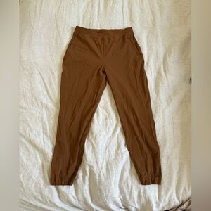 NWOT Camel Lululemon Joggers